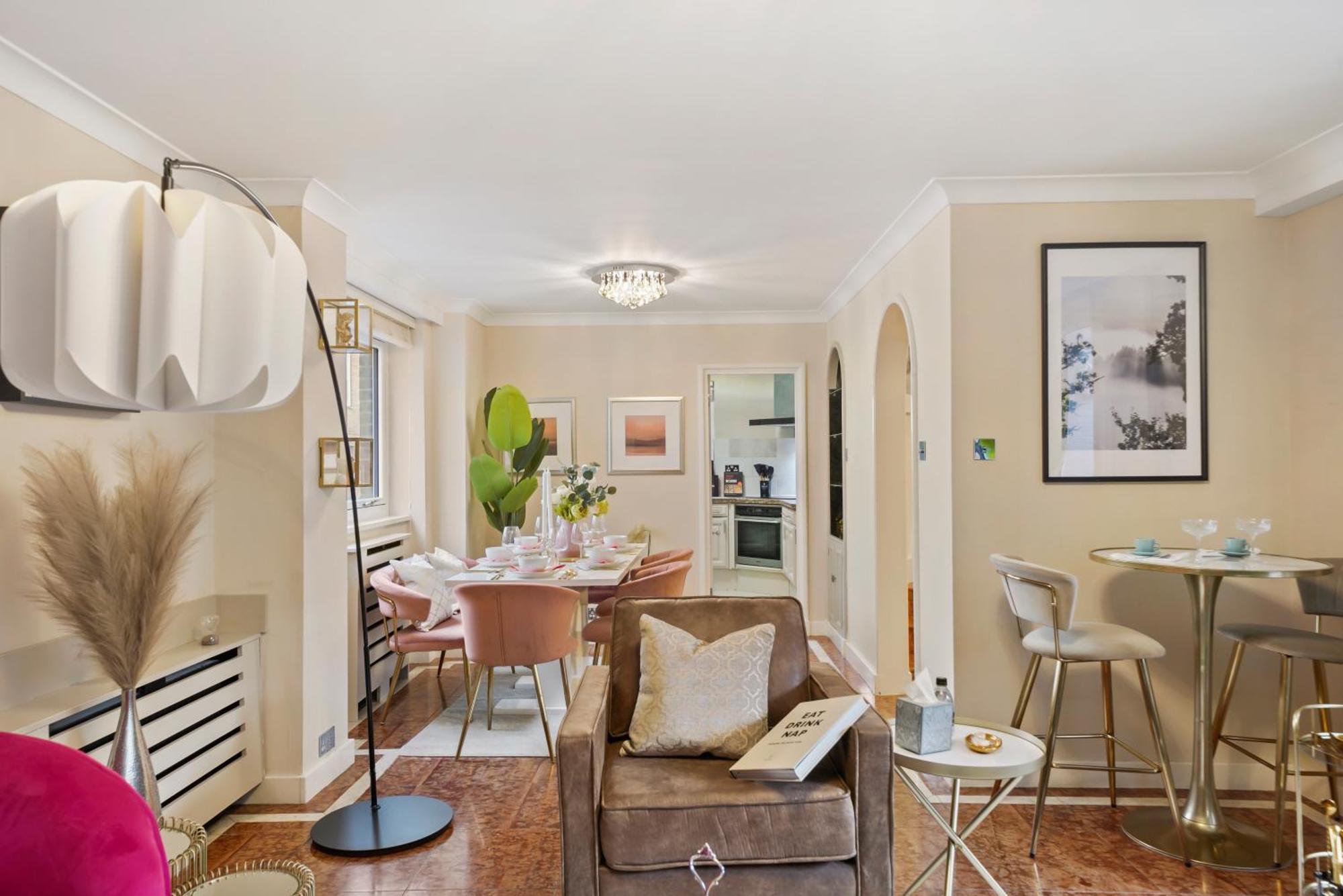 Mews House London With Private Patio & Parking 빌라 외부 사진