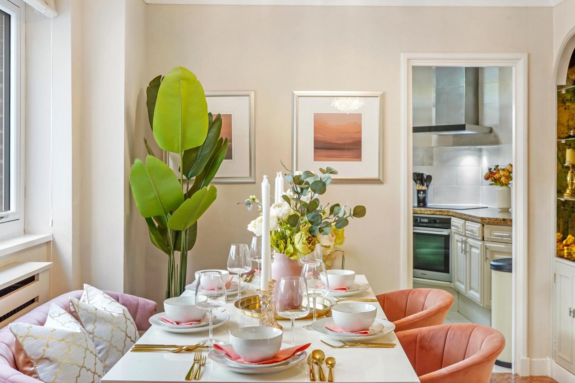 Mews House London With Private Patio & Parking 빌라 외부 사진