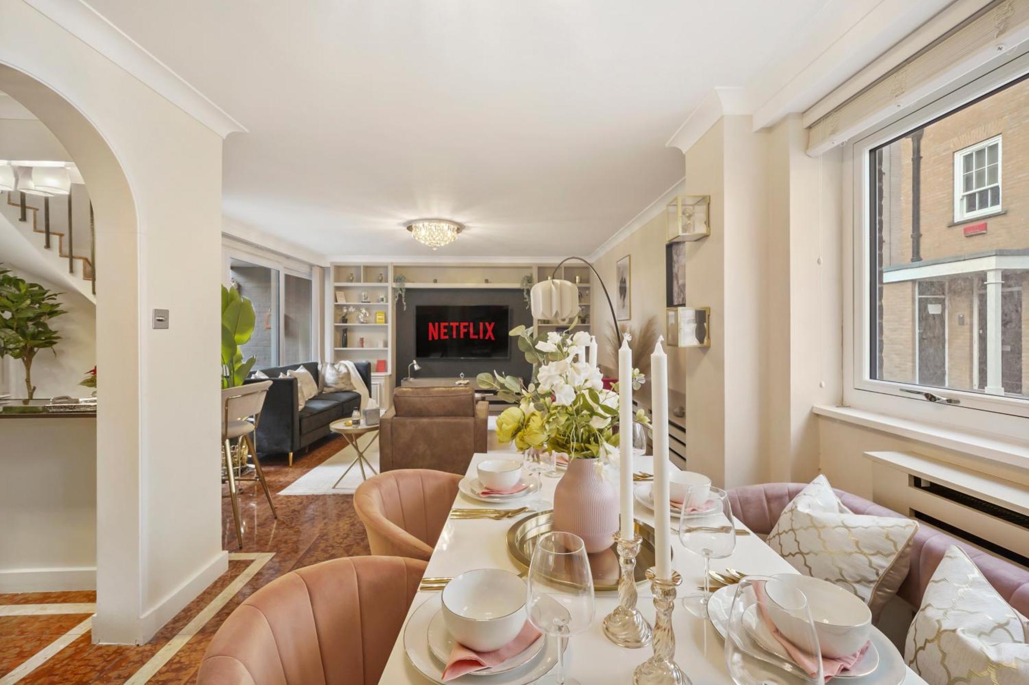Mews House London With Private Patio & Parking 빌라 외부 사진