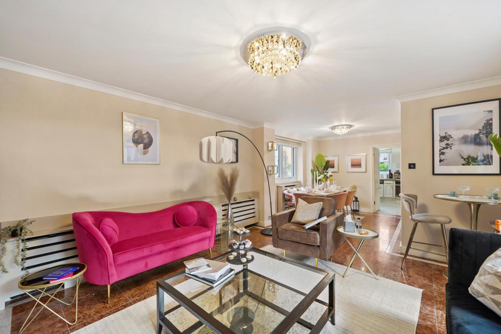 Mews House London With Private Patio & Parking 빌라 외부 사진