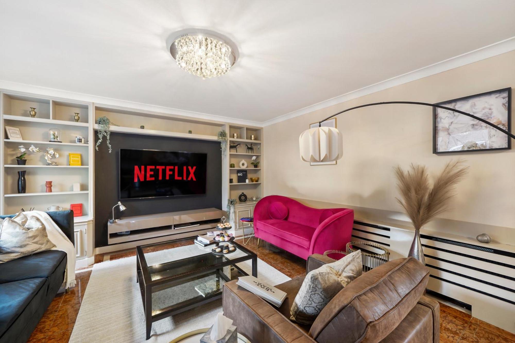 Mews House London With Private Patio & Parking 빌라 외부 사진